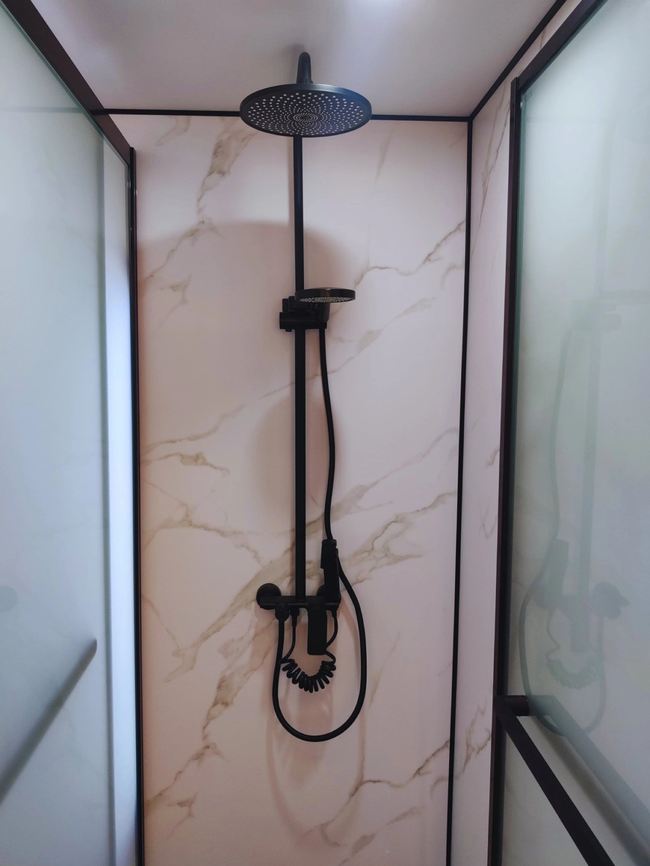 Ilovecabins ducha interior